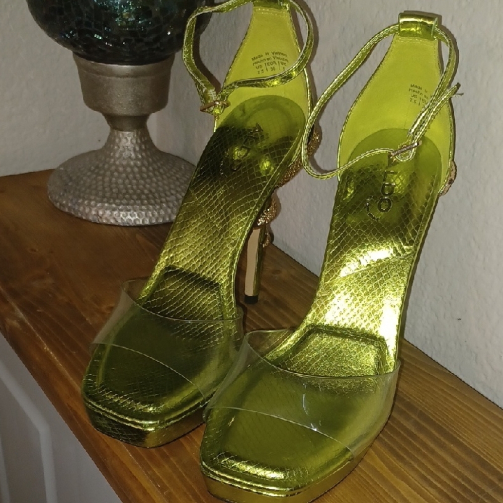 NEW Aldo Metallic Green Golden Snake Heels